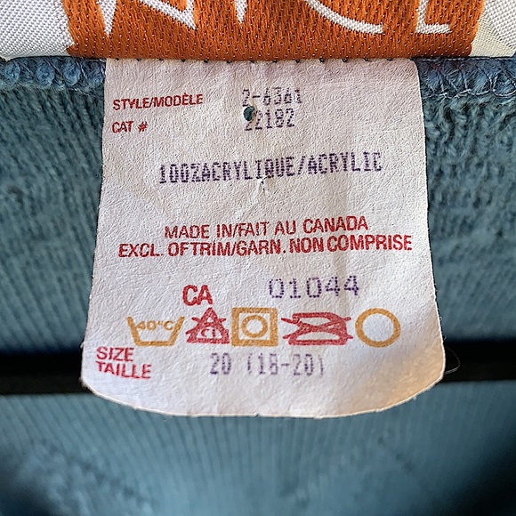 Vintage Blue knitted Sweater Vest - Picture 5 of 5